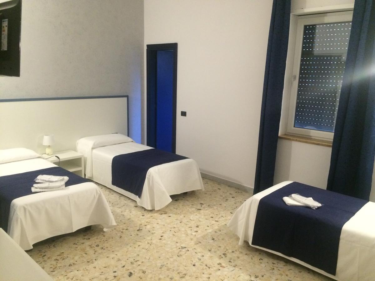 Alex & Lorenz Hotel Torvaianica Bagian luar foto